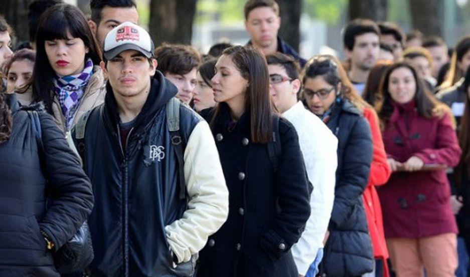 El desempleo en el paiacutes es uno de los maacutes altos de la regioacuten