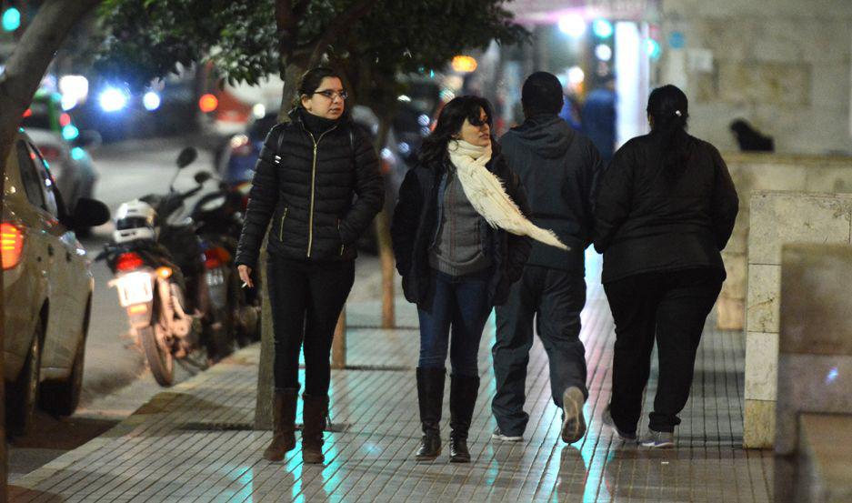 El friacuteo se hizo sentir en Santiago y se aproxima un invierno lluvioso