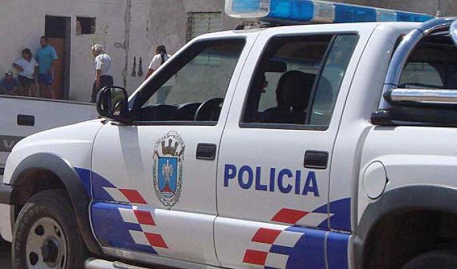 Destrozan muebles y amenazan con quemar la casa del homicida de Titi Pintos