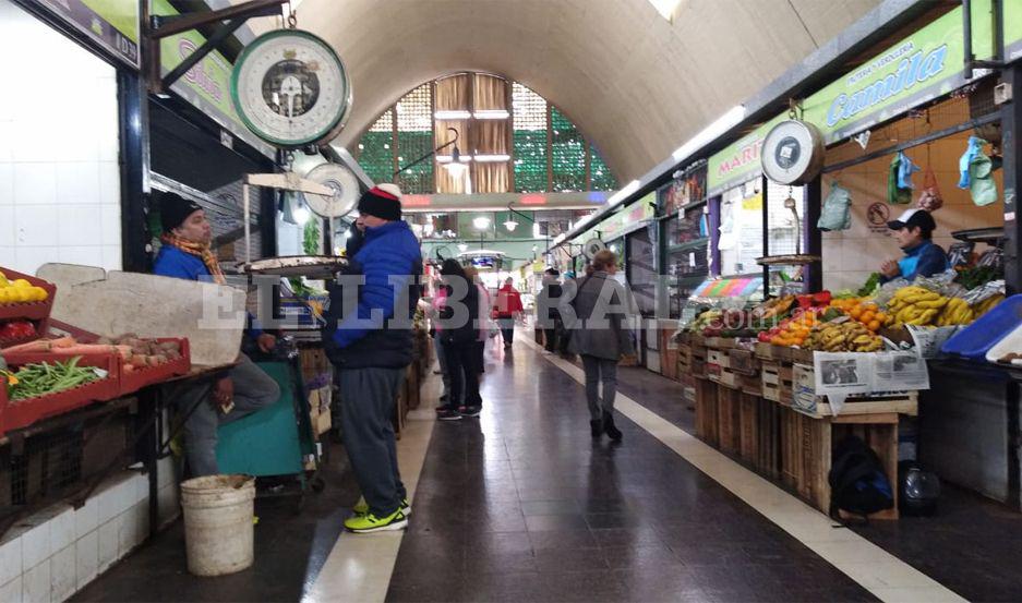 Los comercios y el Mercado Armoniacutea con actividad normal