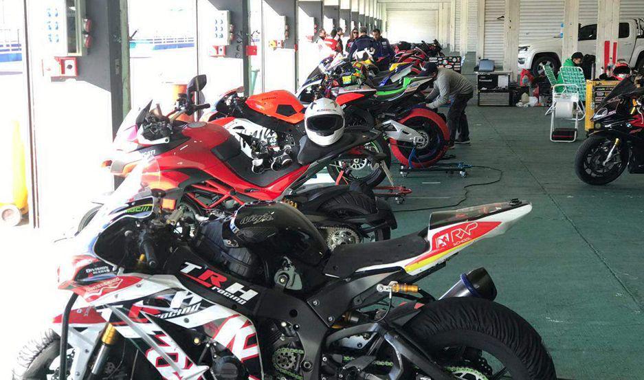 Pruebas libres en el autoacutedromo de Las Termas