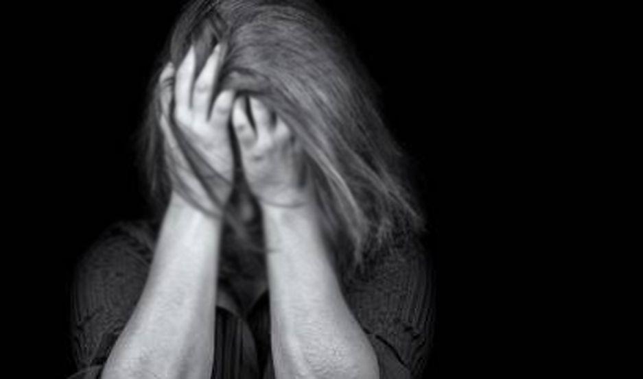 Denuncioacute que su esposo con quien vive hace maacutes de 30 antildeos le pegoacute una paliza