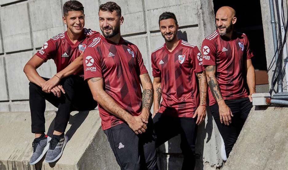 River presentoacute la nueva camiseta alternativa