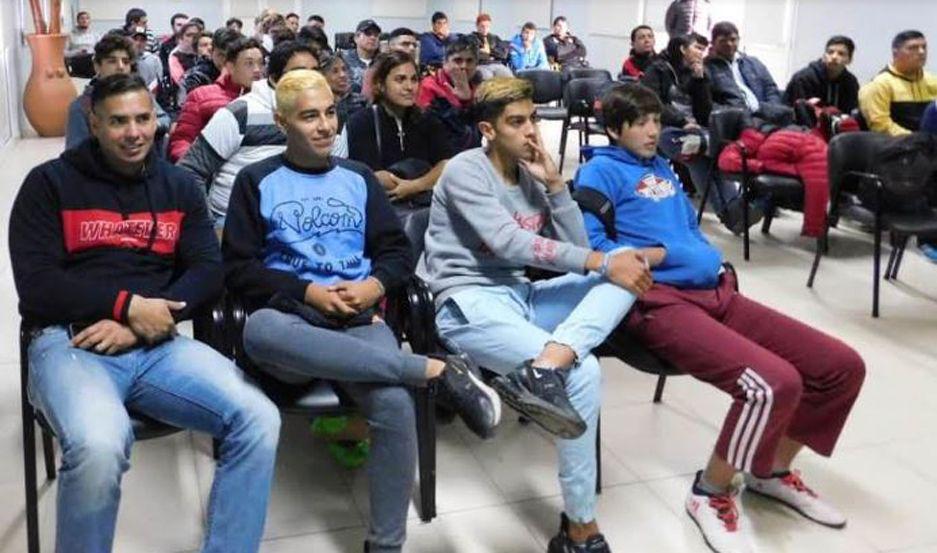 Exitosa jornada de capacitación de ftbol infanto-juvenil