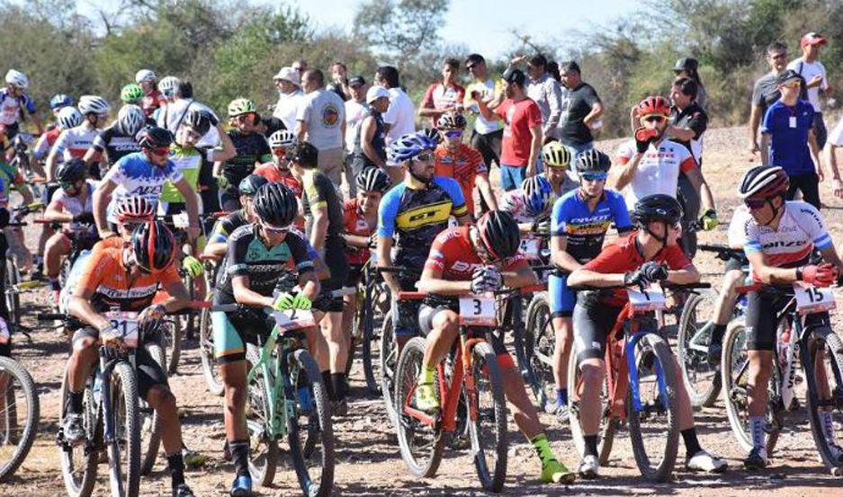 Finalizoacute el Campeonato Argentino de ciclismo de montantildea