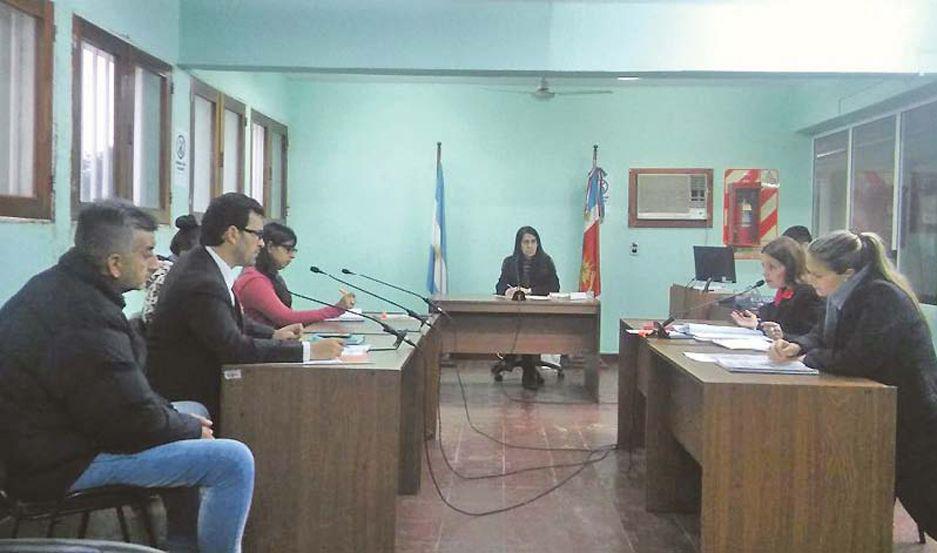 Reveacutes judicial para el locutor y su pareja presos por los abusos de las hijas de la mujer