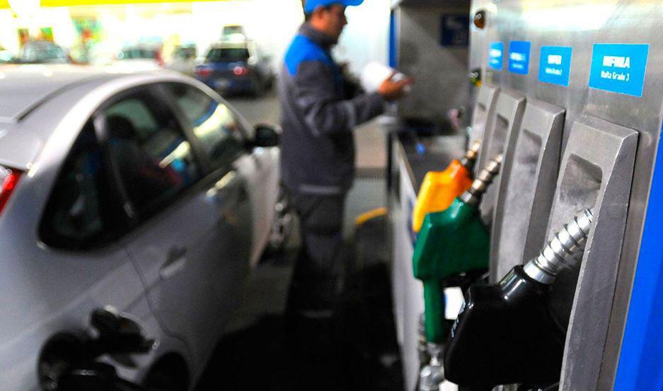 Desde el lunes suben entre 033 y 040 los combustibles