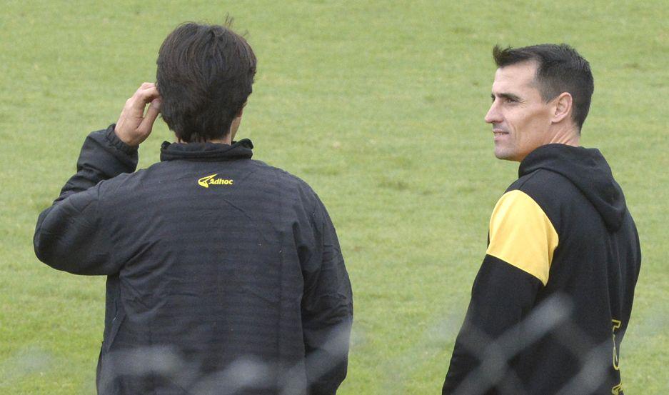 Guillermo Farreacute firmoacute y se sumoacute a la pretemporada