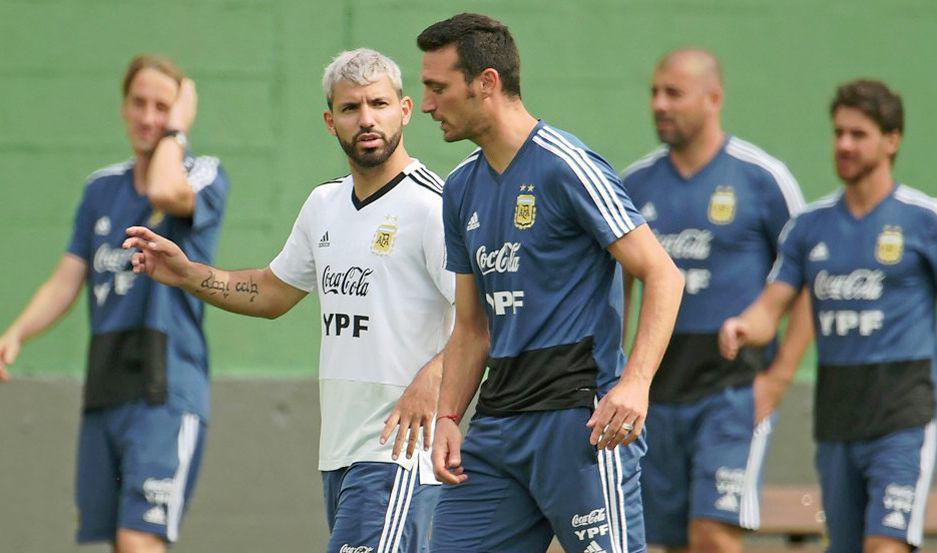 Lionel Scaloni guarda el misterio para enfrentar a Brasil en su propia casa