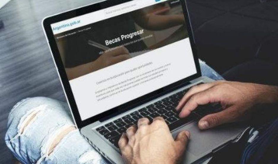 Denuncian irregularidades en el programa de apoyo a estudiantes