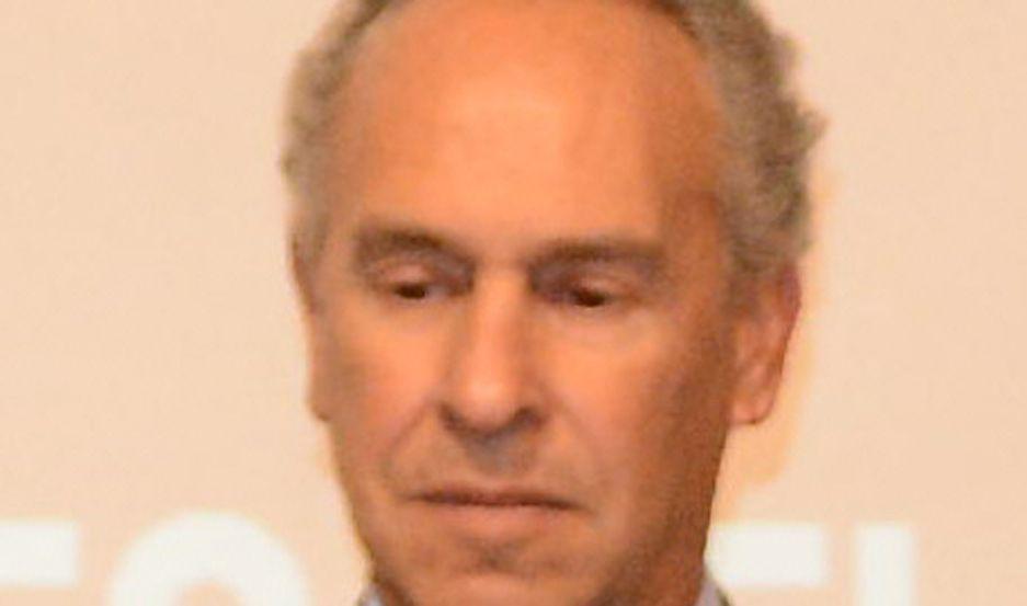 Quieacutenes son los duentildeos  de la empresa Transener