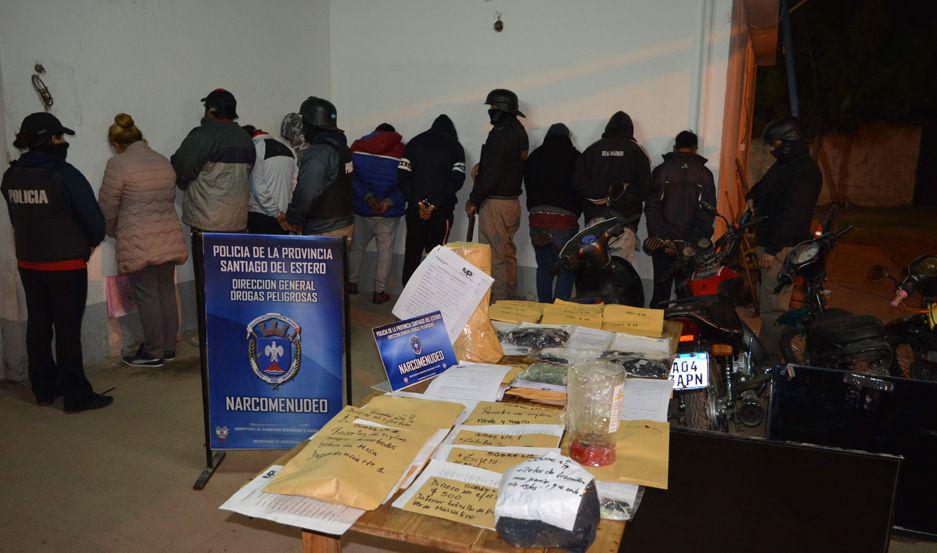 La policiacutea local asestoacute un duro golpe al narcomenudeo