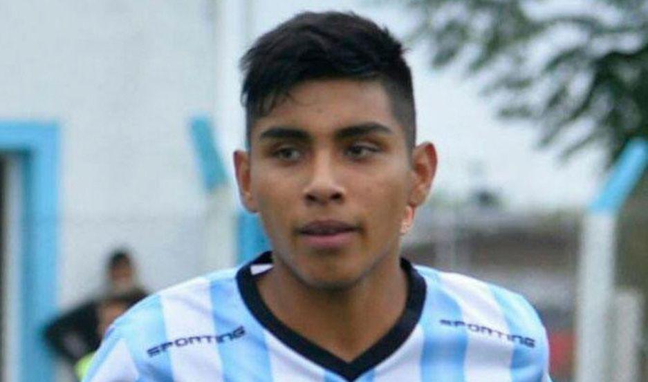 Agustiacuten Lagos suentildea con debutar en la Primera