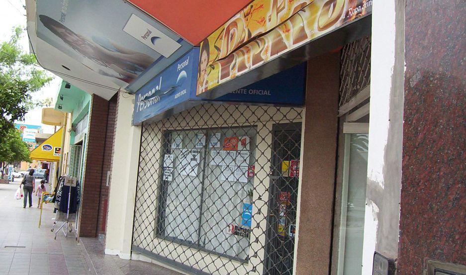 El lunes 8 seraacute una jornada laborable para los mercantiles