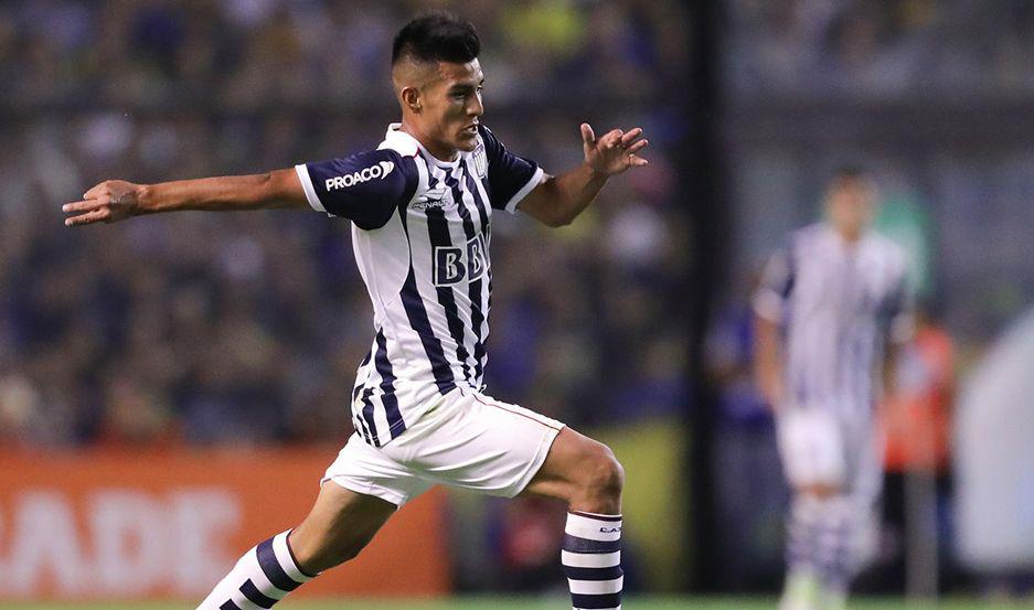 Aldo Araujo un extremo derecho que se podriacutea sumar