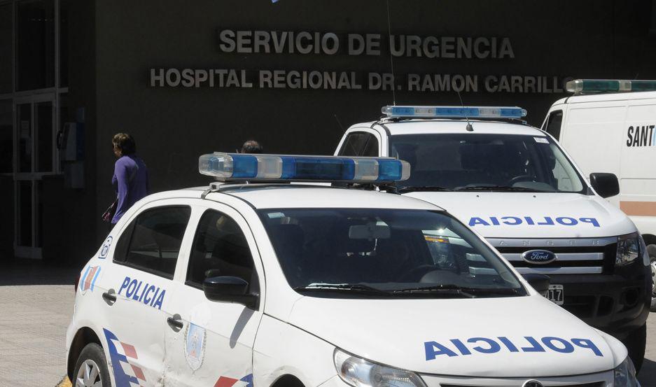 Intentoacute acuchillar a un policiacutea y le dispararon con bala de goma