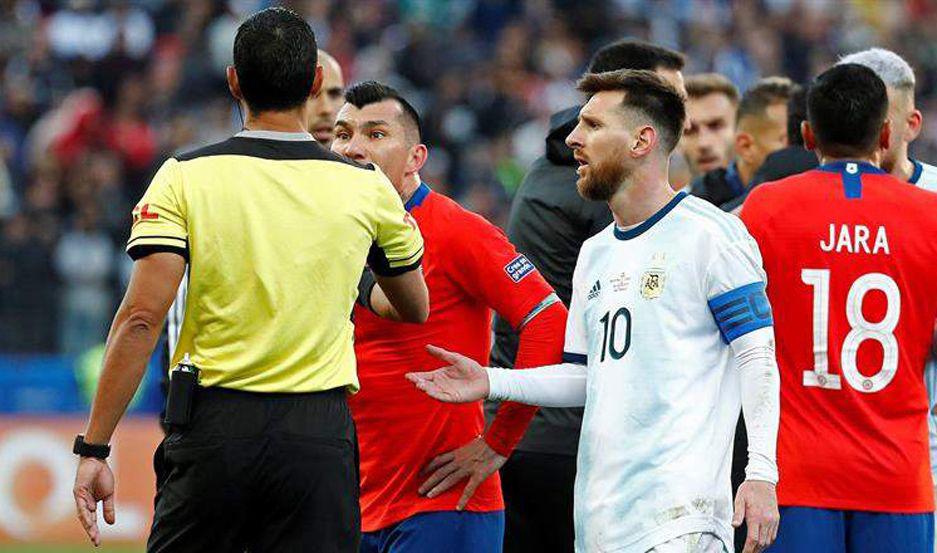 La metamorfosis del iacutedolo- Messi y una Copa  Ameacuterica que sacoacute su costado maacutes rebelde