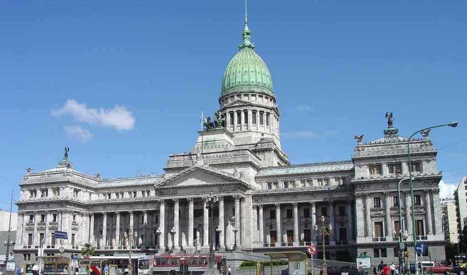 Los restos de De la Ruacutea seraacuten velados en el Congreso y habraacute tres diacuteas de duelo