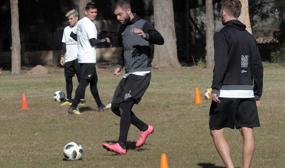 El plantel partiraacute hoy a Coacuterdoba despueacutes de la praacutectica