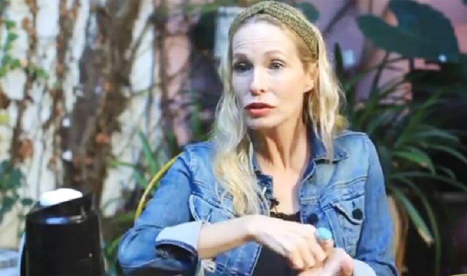 Gloria Carraacute- ldquoFui abusada a los 18 antildeos por una persona conocida del mediordquo