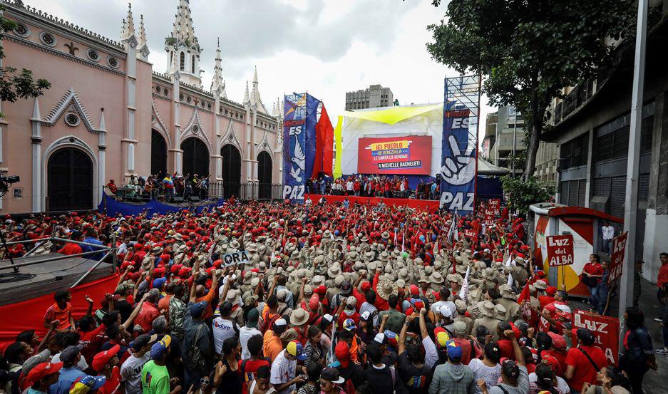 El gobierno y la oposicioacuten de Venezuela retoman el diaacutelogo