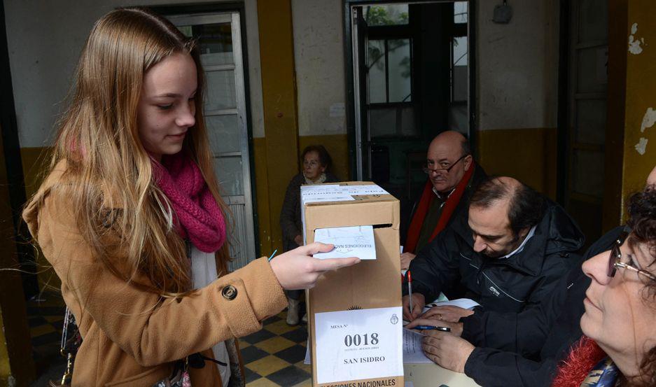 Tras el reclamo al Renaper el padroacuten de Santiago tiene 15 mil nuevos electores