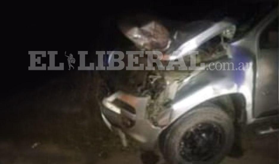 Camioneta embistioacute un equino y terminoacute con dantildeos materiales