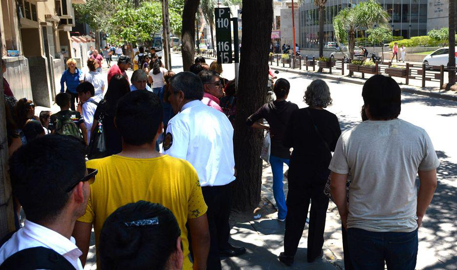 Multaraacuten a las empresas de colectivos que no prestaron servicio hoy