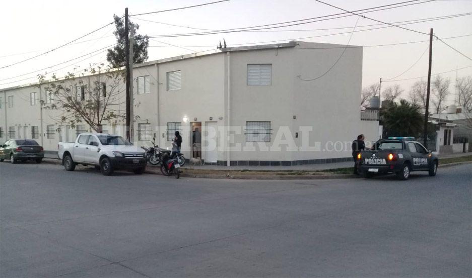 Realizan operativo de narcomenudeo en un departamento de Capital