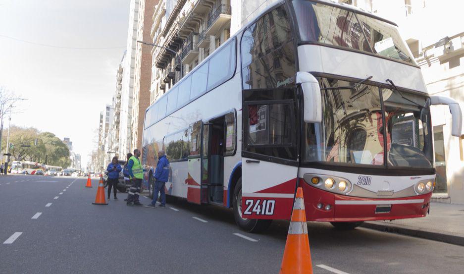Maacutes de 200 vehiacuteculos ilegales quedaron fuera de circulacioacuten iquestcuaacutentos en Santiago