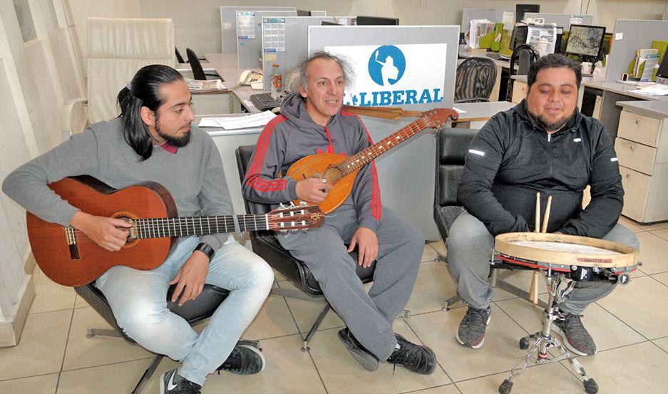 Atamisqui se viste de fiesta hoy por  el aniversario de Las Sachaguitarras