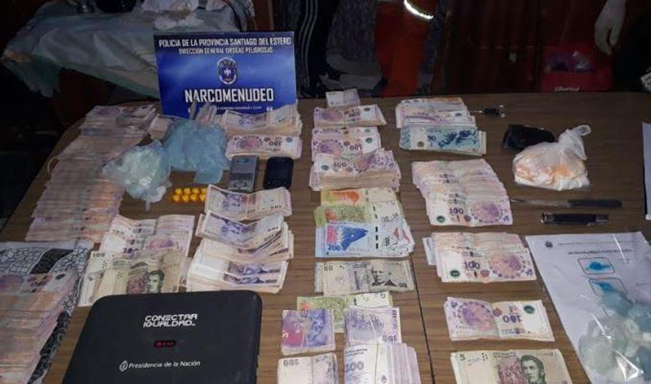 Parte de lo secuestrado en un doble operativo simultneo