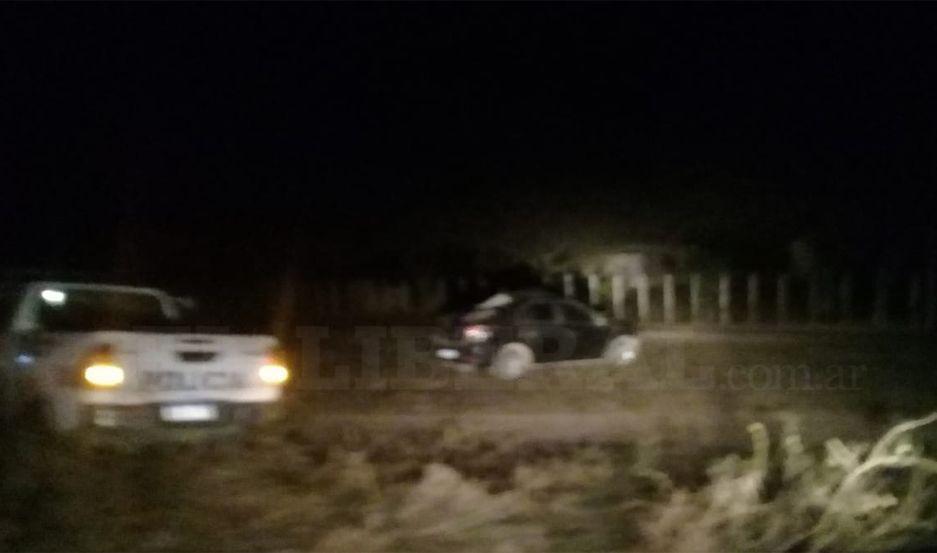 Cuatro aacuterbitros resultaron heridos al volcar su auto cerca de la localidad de Llajta Mauca