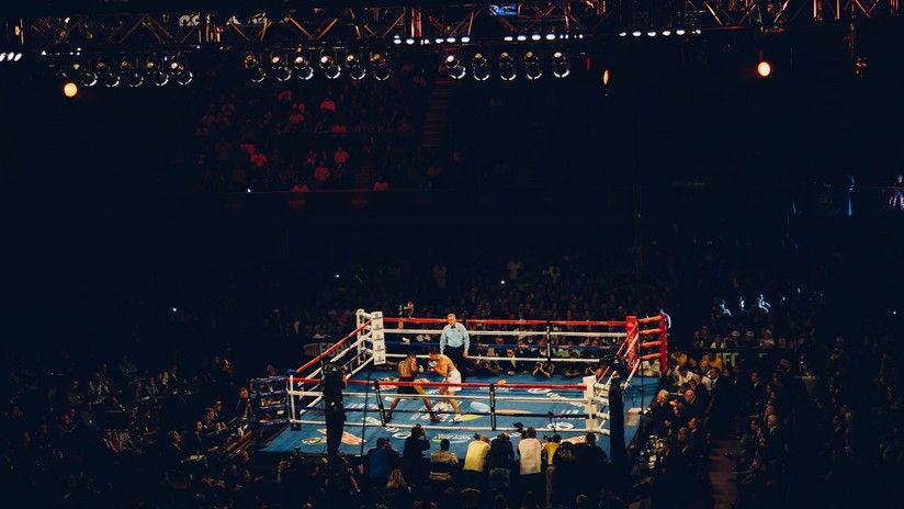 Boxeo- Saca a golpes del ring a su rival