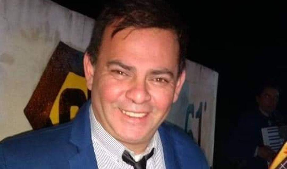 A pura muacutesica- asiacute despidieron los restos del integrante de Bamboleacute