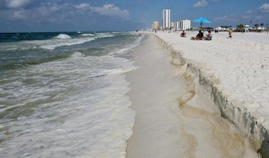 Informe revela que el 60-en-porciento- de las playas de Estados Unidos se encuentran contaminadas o son insalubres