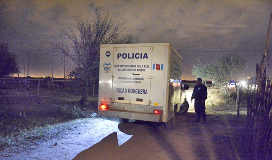Hallan colgado de un aacuterbol a adolescente en la ciudad de Friacuteas