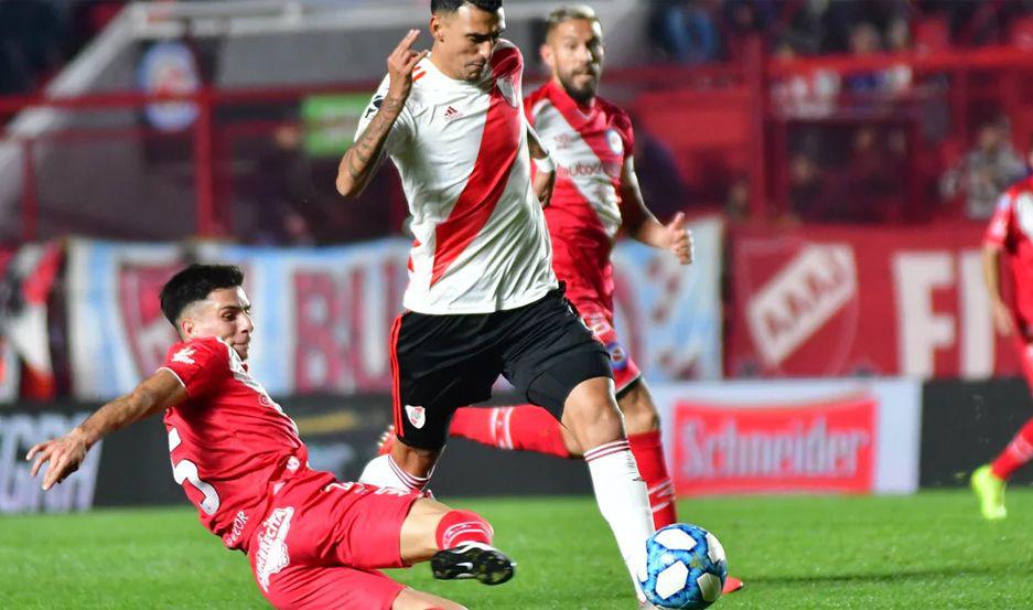 VIDEO  Matiacuteas Suaacuterez le dejoacute servido el gol a Batallini