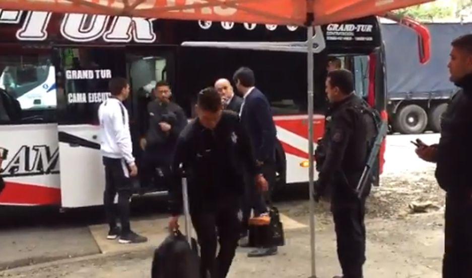 VIDEO La llegada de Central Coacuterdoba al Coloso