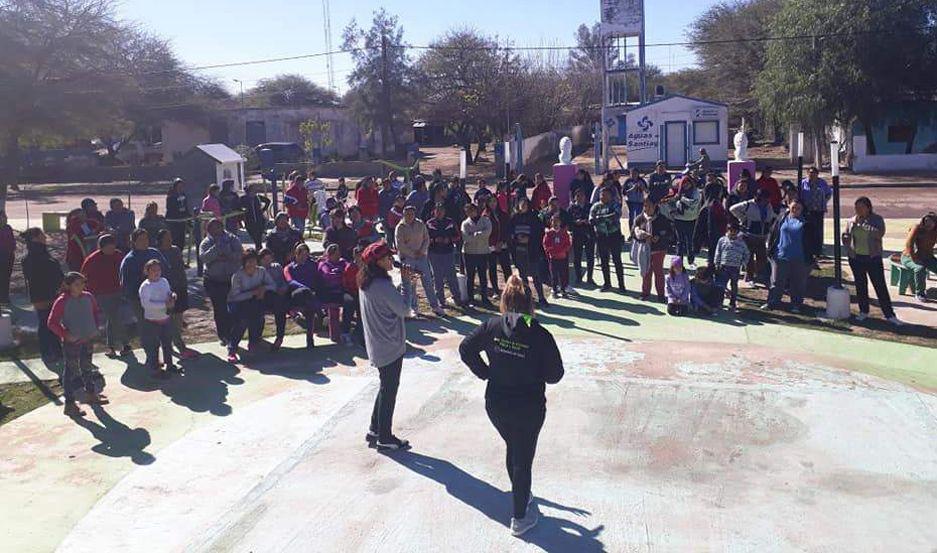 Numerosos vecinos de La Cantildeada participaron de una caminata saludable
