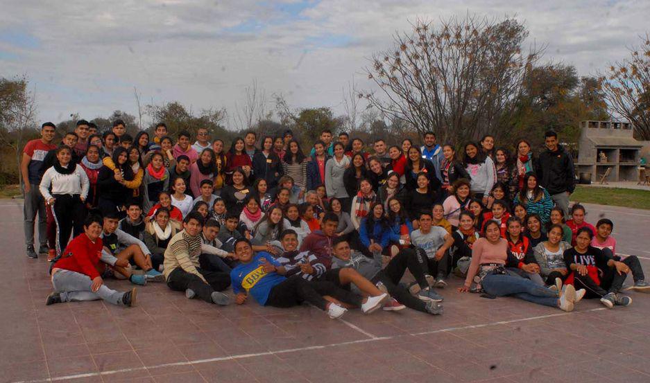 Encuentro juvenil organizado por la parroquia loretana