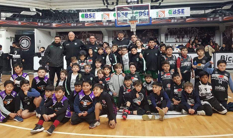 Oliacutempico recibioacute al Club Pinocho de Buenos Aires