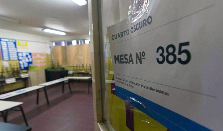 Paso- eacutestas son las boletas que los santiaguentildeos hallaraacuten en el cuarto oscuro