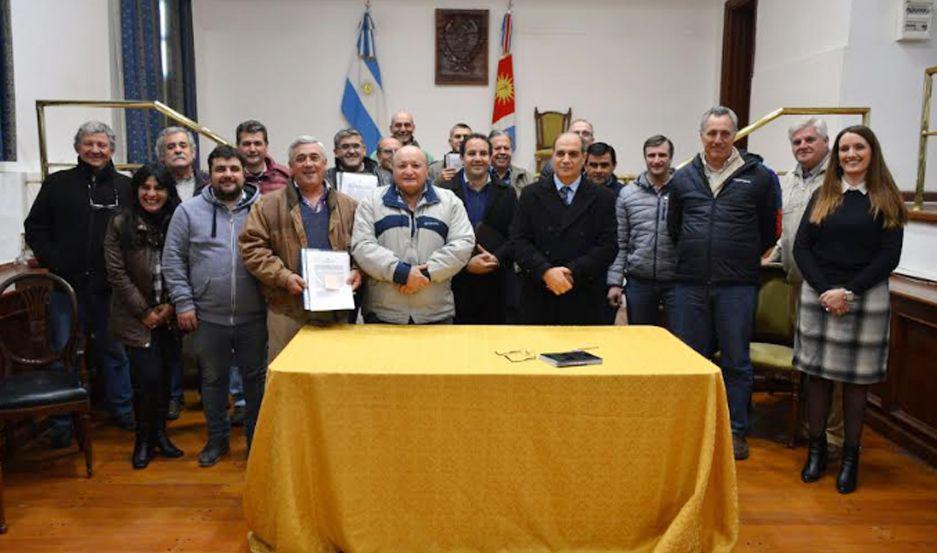 Firman convenio con Asociaciones de Productores Entes Fitosanitario