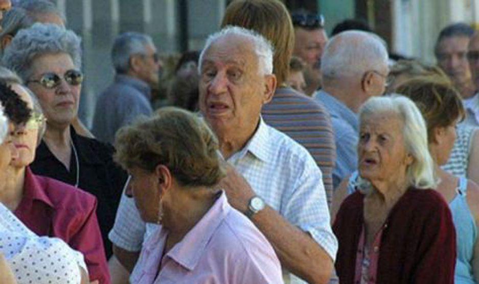 Exclusivo- Miraacute cuaacutento seraacute el aumento para jubilados y cuaacutendo lo cobraraacuten