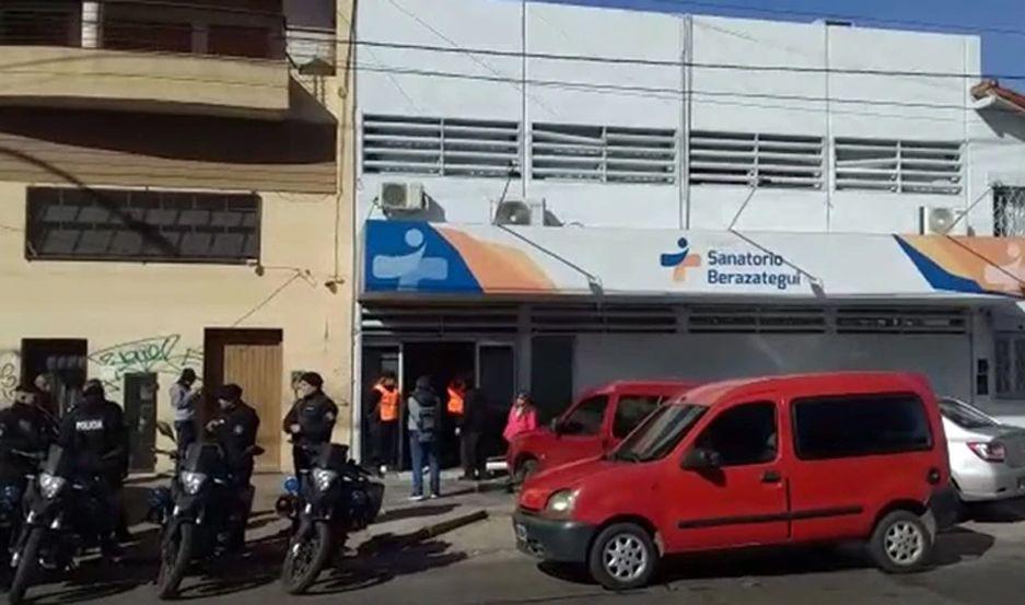 La cliacutenica del horror- llegoacute con un brazo roto y terminoacute en estado vegetativo