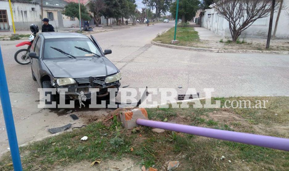 Violento choque entre dos autos en Loreto