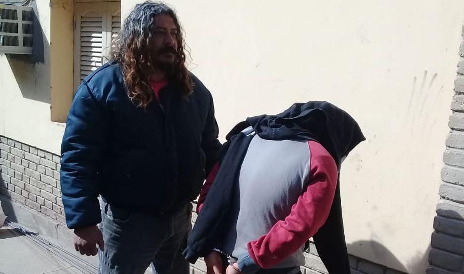 Detienen a un joven que golpeoacute a otro en la cabeza y lo dejoacute en estado vegetativo