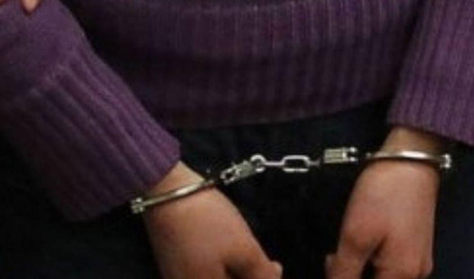 Encontraron a una adolescente con 32 dosis de cocaiacutena en la escuela