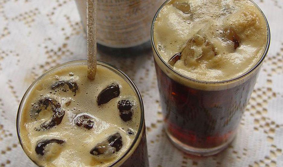 Miraacute coacutemo estaacute el precio del fernet la Coca y la cerveza tras el aumento del doacutelar